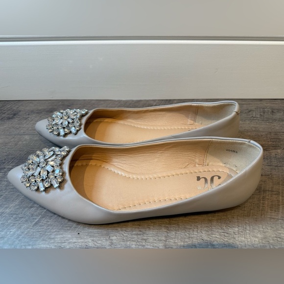 JG Women’s Faction Shoes Size 9 ,Color Light Grey - Picture 2 of 7